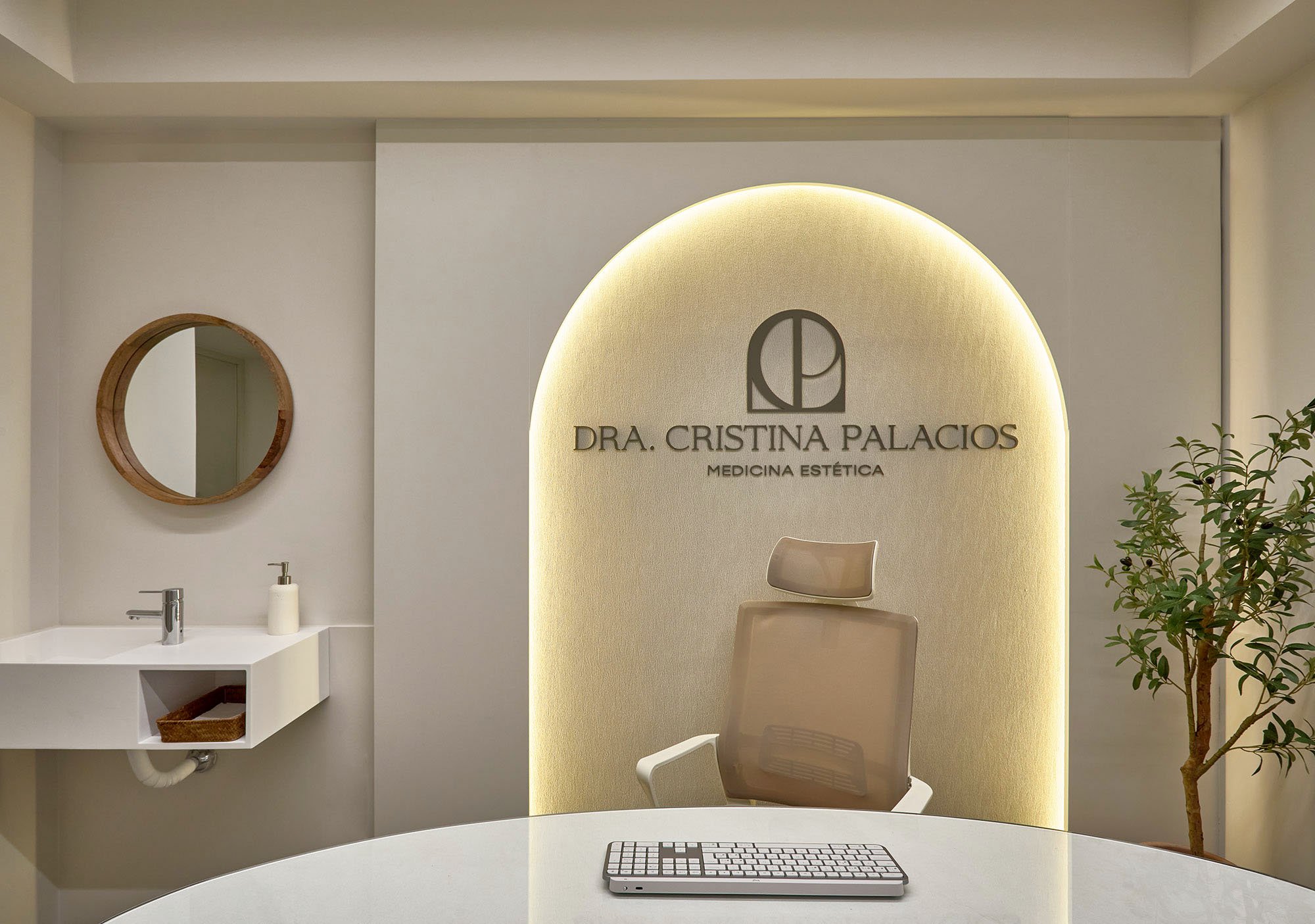 Clínica estética Cristina Palacios, proyecto de interiorismo